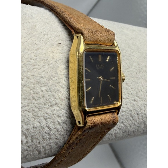 Seiko 4N00-5129 Ladies Tank Watch New Battery 17MM 6.5\